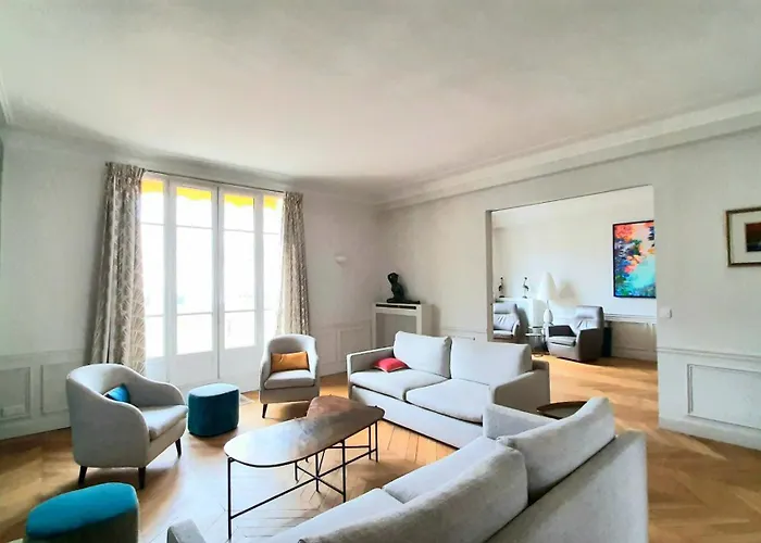 Avenue Saint Honore D\'Eylau - Paris 16