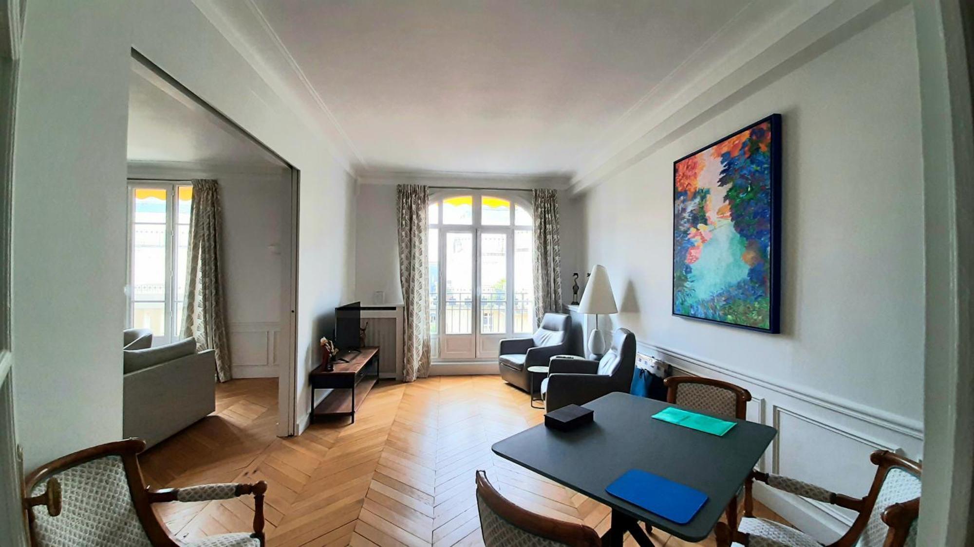 Avenue Saint Honore D'eylau - 16 Apartment
